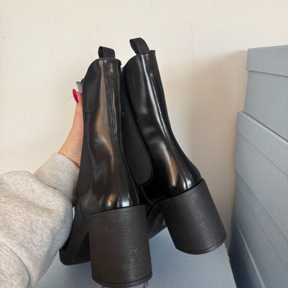 NWT Prada Ankle Boots Black Leather Slip-On Chunky Bock Heels Sz 35.5 - Picture 11 of 12